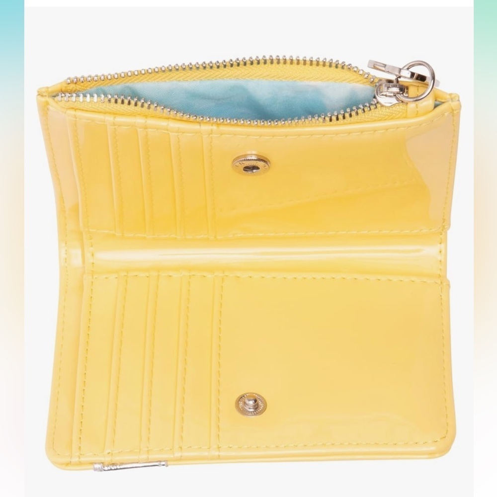 Yellow Washing Machine Wallet - Picture 3 of 5
